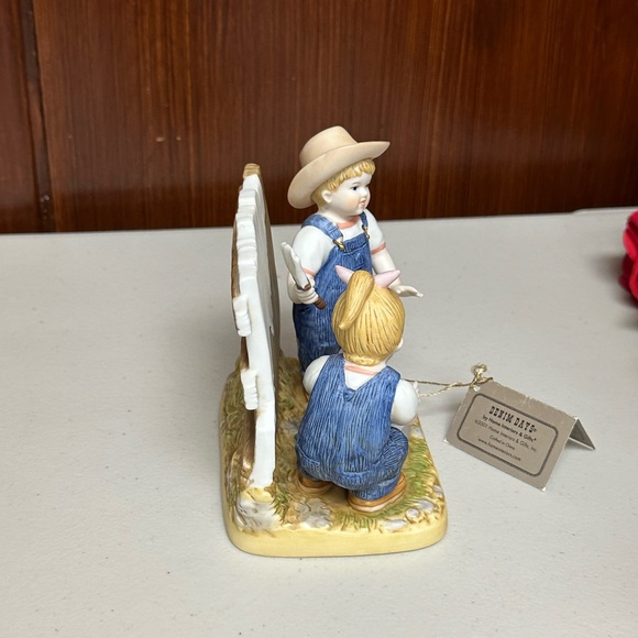 Home Interiors Vintage Porcelain Whitewashing the Fence Denim Days figurine - Picture 7 of 12